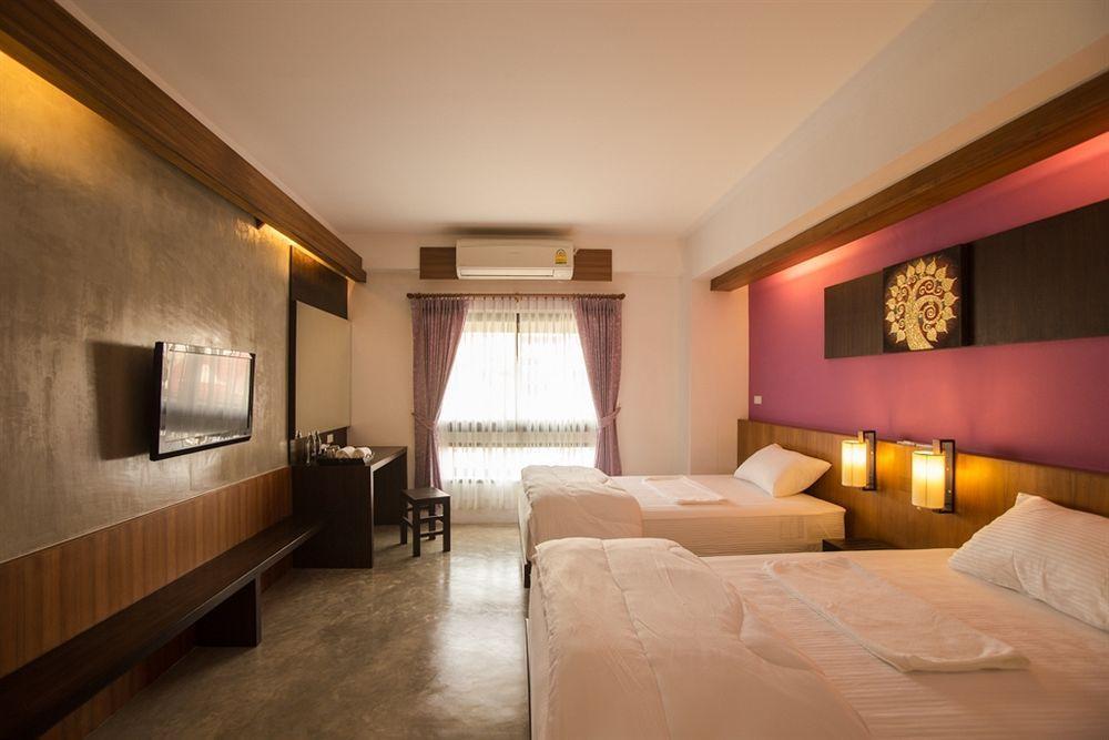 Baan Ing Ping Hotel Csiangmaj Kültér fotó